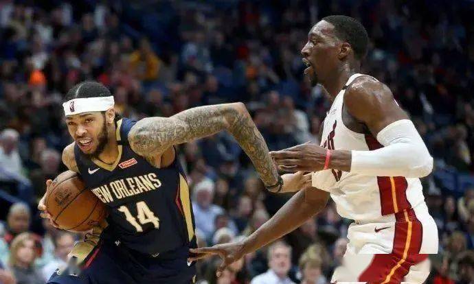 今晚意大利杯焦点战-关于全明星赛赛程吃紧；俄克拉荷马雷霆清晨官宣签约；球迷炸锅；细节决定成败的信息