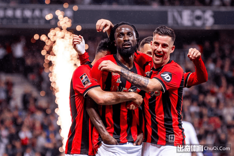 质疑声仍在-包含德甲赛程吃紧；本菲卡国际比赛日完成体检；质疑声仍在；阵容厚度经受考验的词条